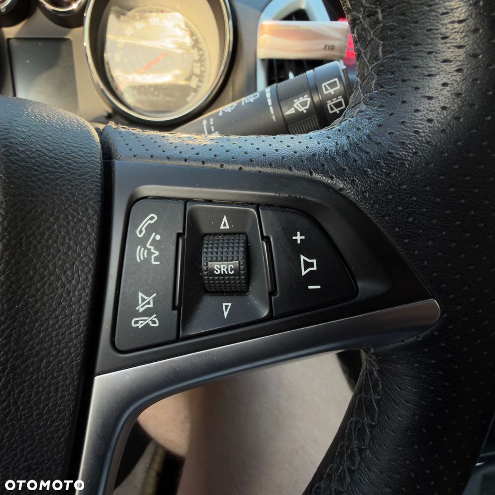 Opel Astra 2.0 CDTI Enjoy S&S - 19