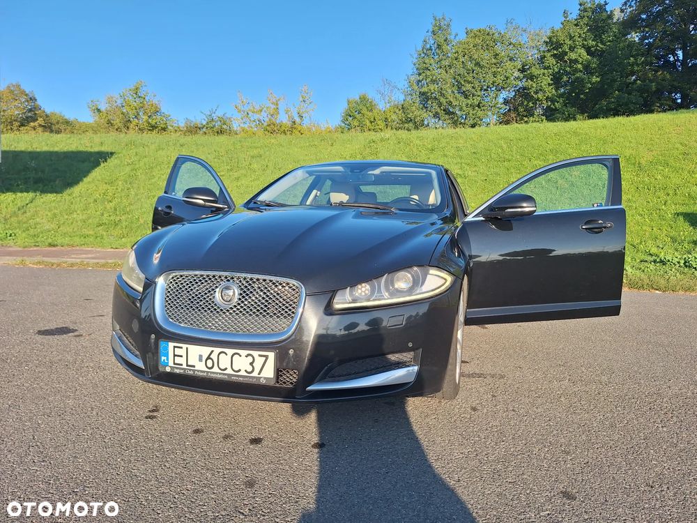 Jaguar XF 2.2 D Luxury - 5