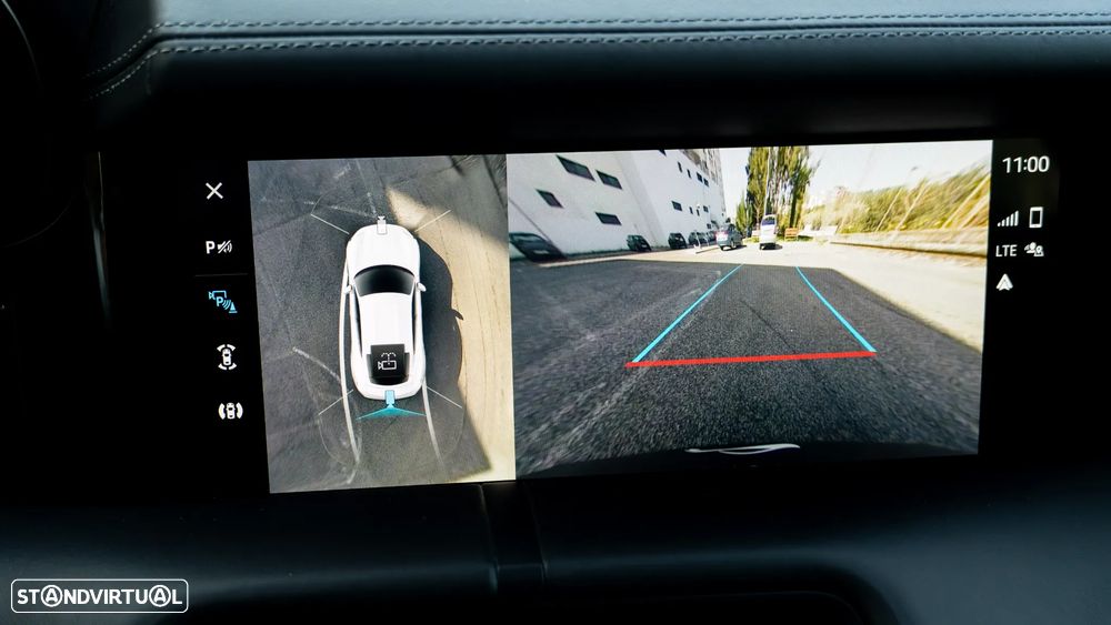 Porsche Taycan Standard - 39