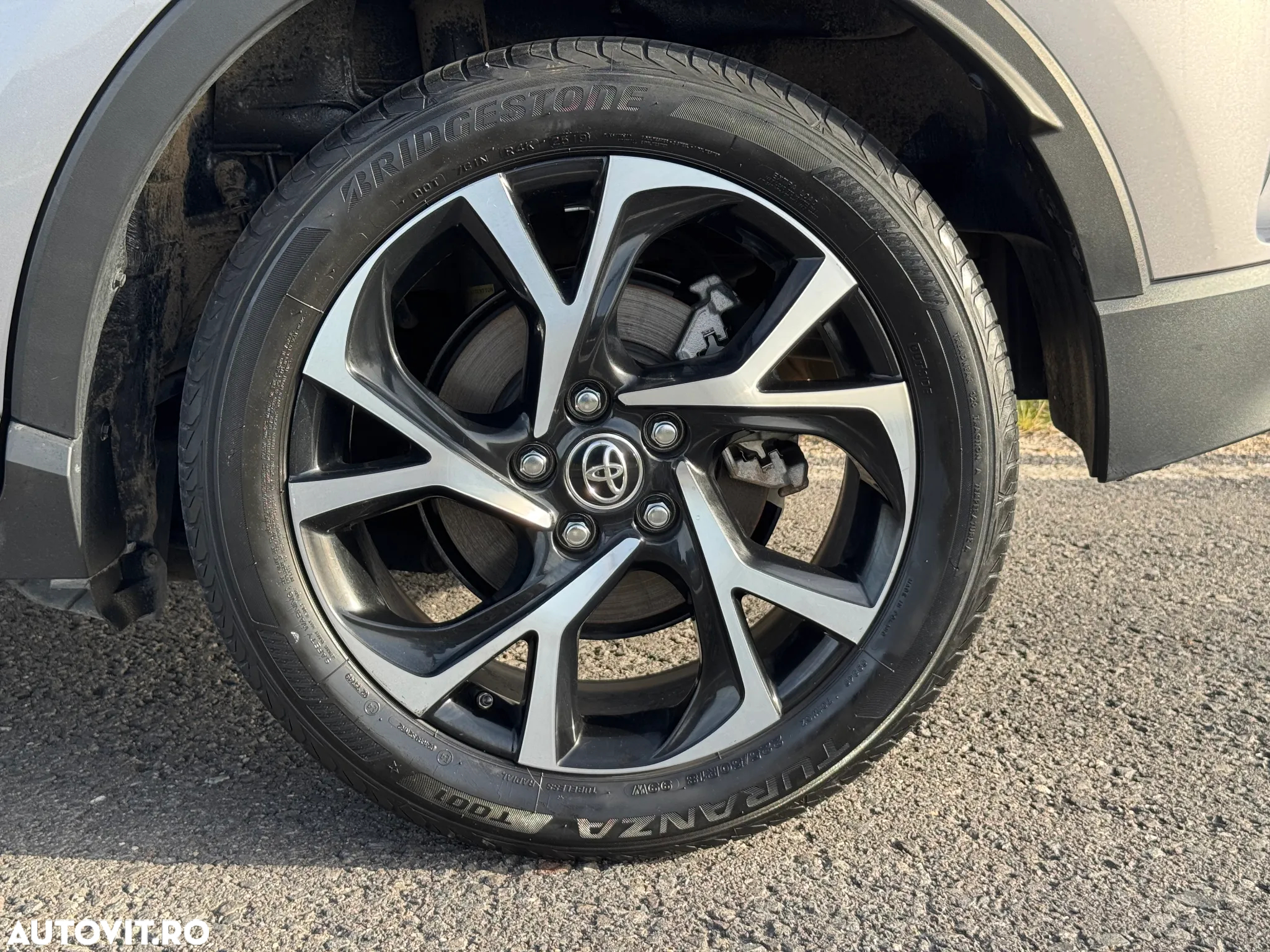 Toyota C-HR Hybrid Business-Edition - 20