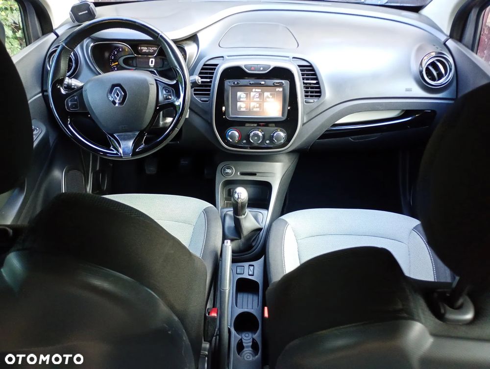 Renault Captur - 19