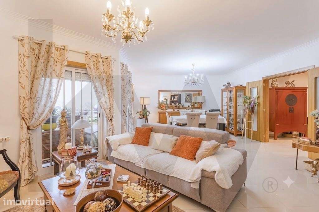 Elegância e Conforto no Coração do Oeste – Apartamento T3 Único em - Grande imagem: 4/33
