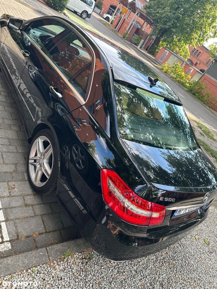Mercedes-Benz Klasa E 500 BlueEFFICIENCY Avantgarde - 13