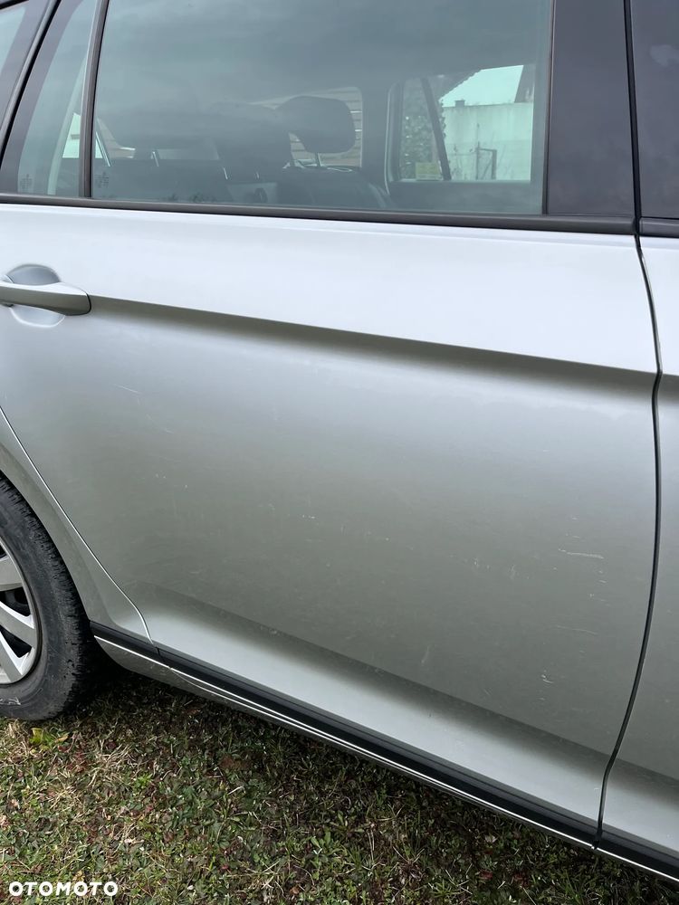 Volkswagen Passat - 6