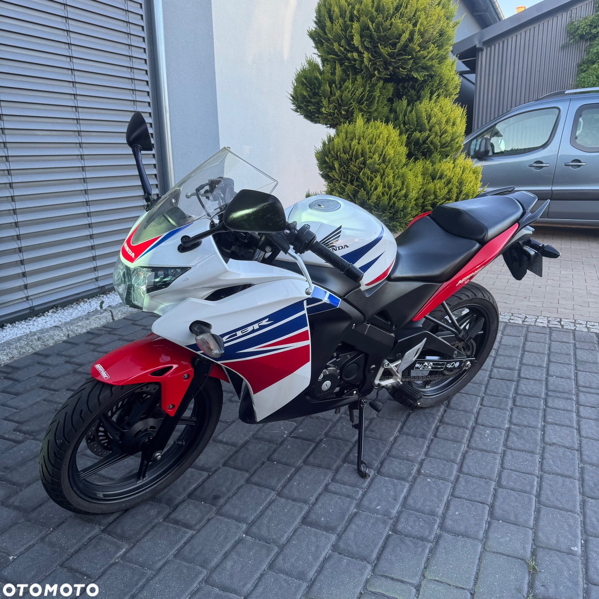 Honda CBR - 10