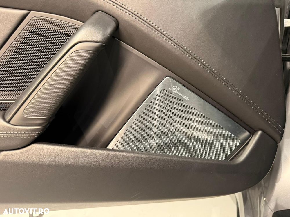 Porsche 911-TURBO-S - 19