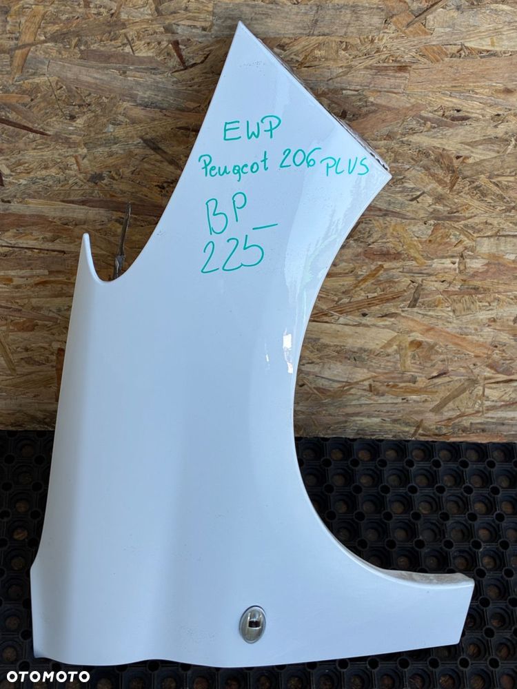 PEUGEOT 206 + PLUS EWP kod lak. BŁOTNIK PRZÓD PRZEDNI PRAWY - 7
