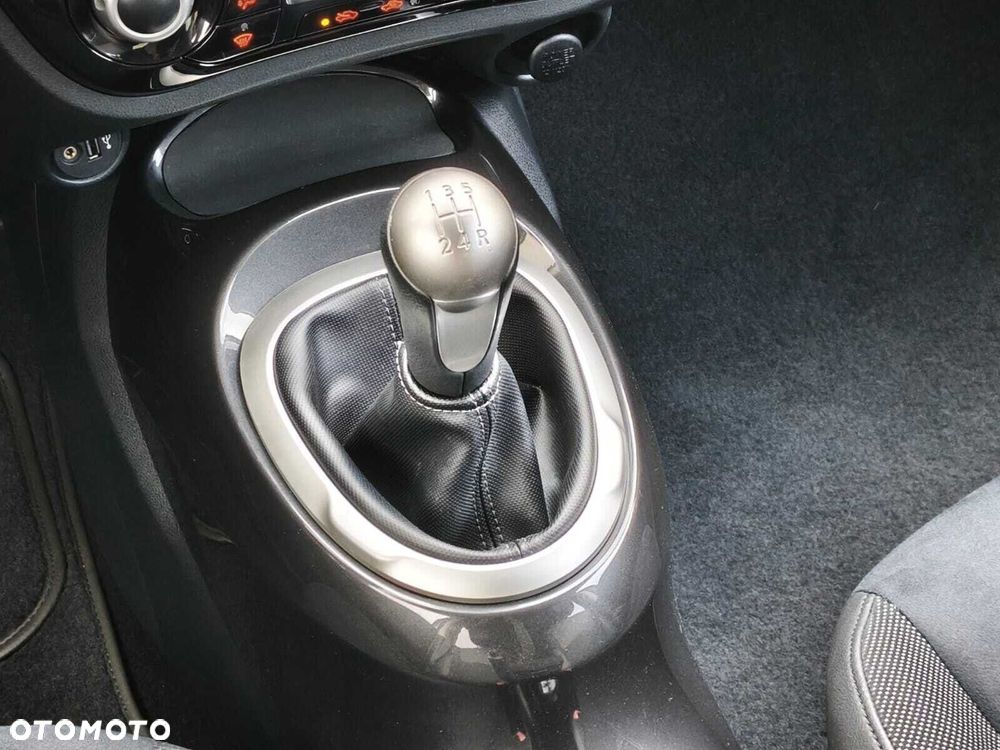 Nissan Juke 1.6 N-Connecta - 25