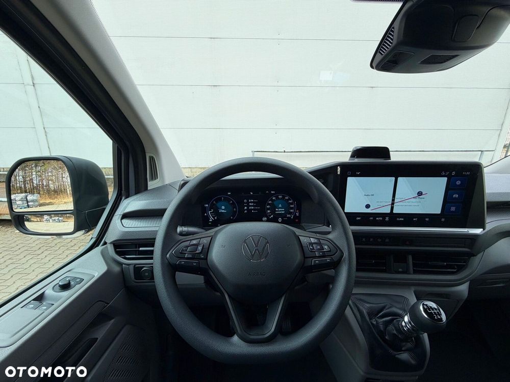 Volkswagen Transporter Furgon silnik: 2,0 l TDI 150 KM / skrzynia biegów: 6-biegowa manualna rozstaw osi: 3500 mm - 23