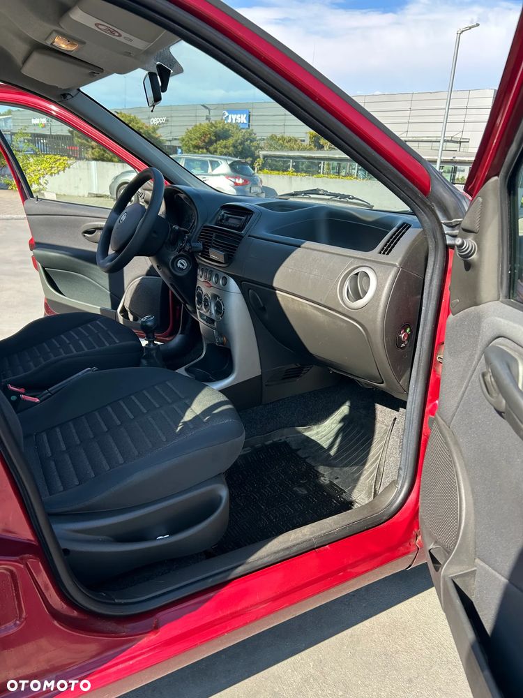 Fiat Punto 1.2 8V - 6