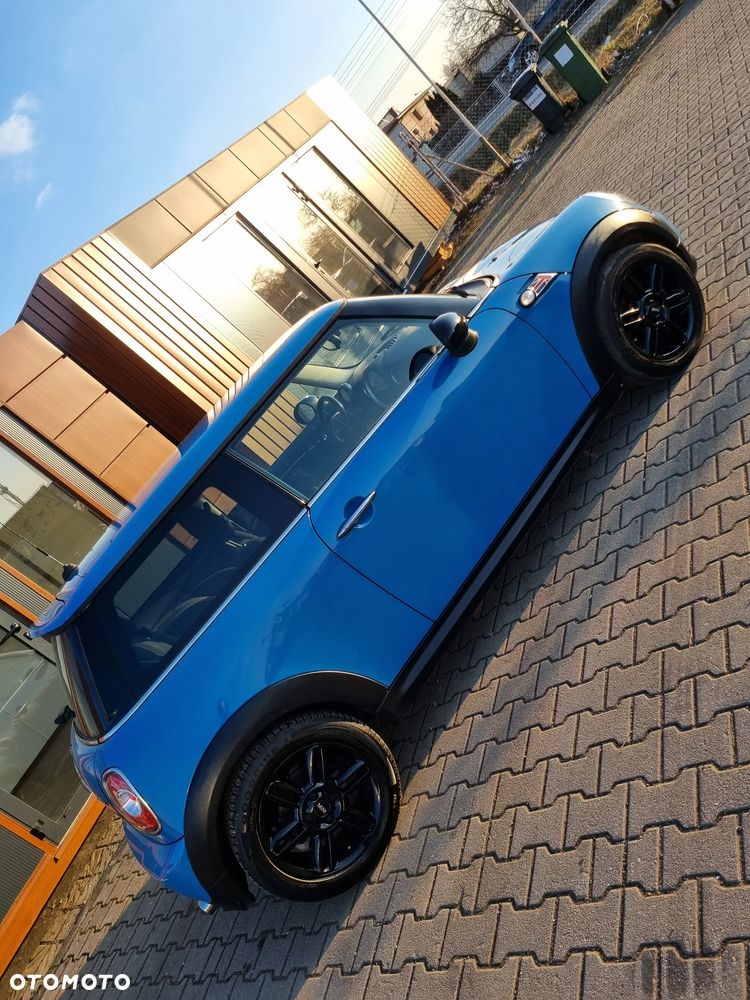 MINI ONE Standard - 8