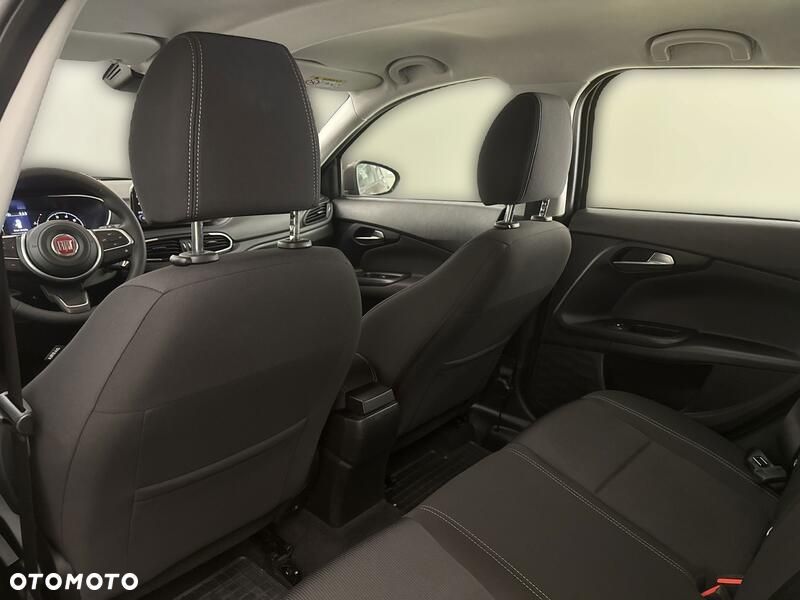 Fiat Tipo - 18
