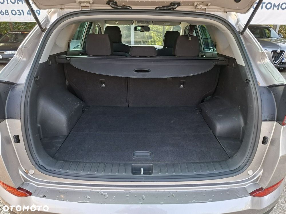 Hyundai Tucson 1.6 GDi Comfort 2WD - 27