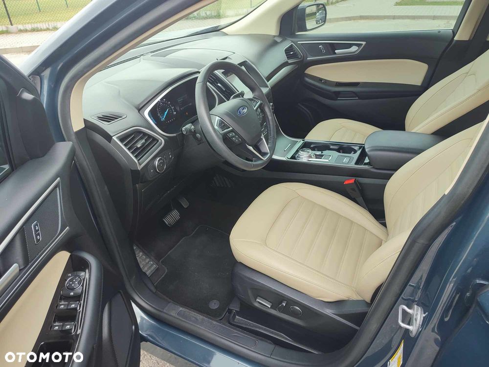 Ford Edge - 11