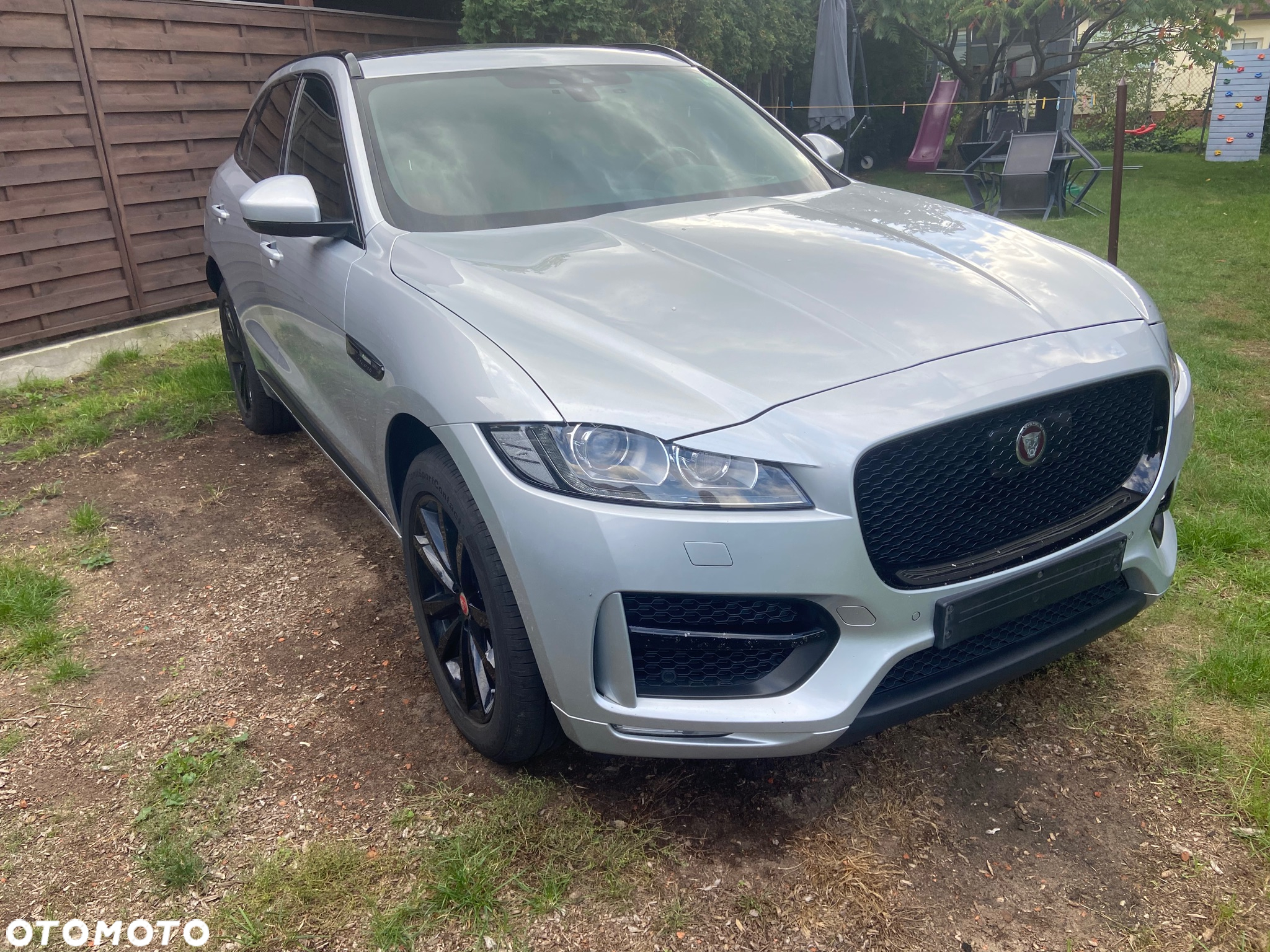 Jaguar F-Pace 25d AWD R-Sport - 3
