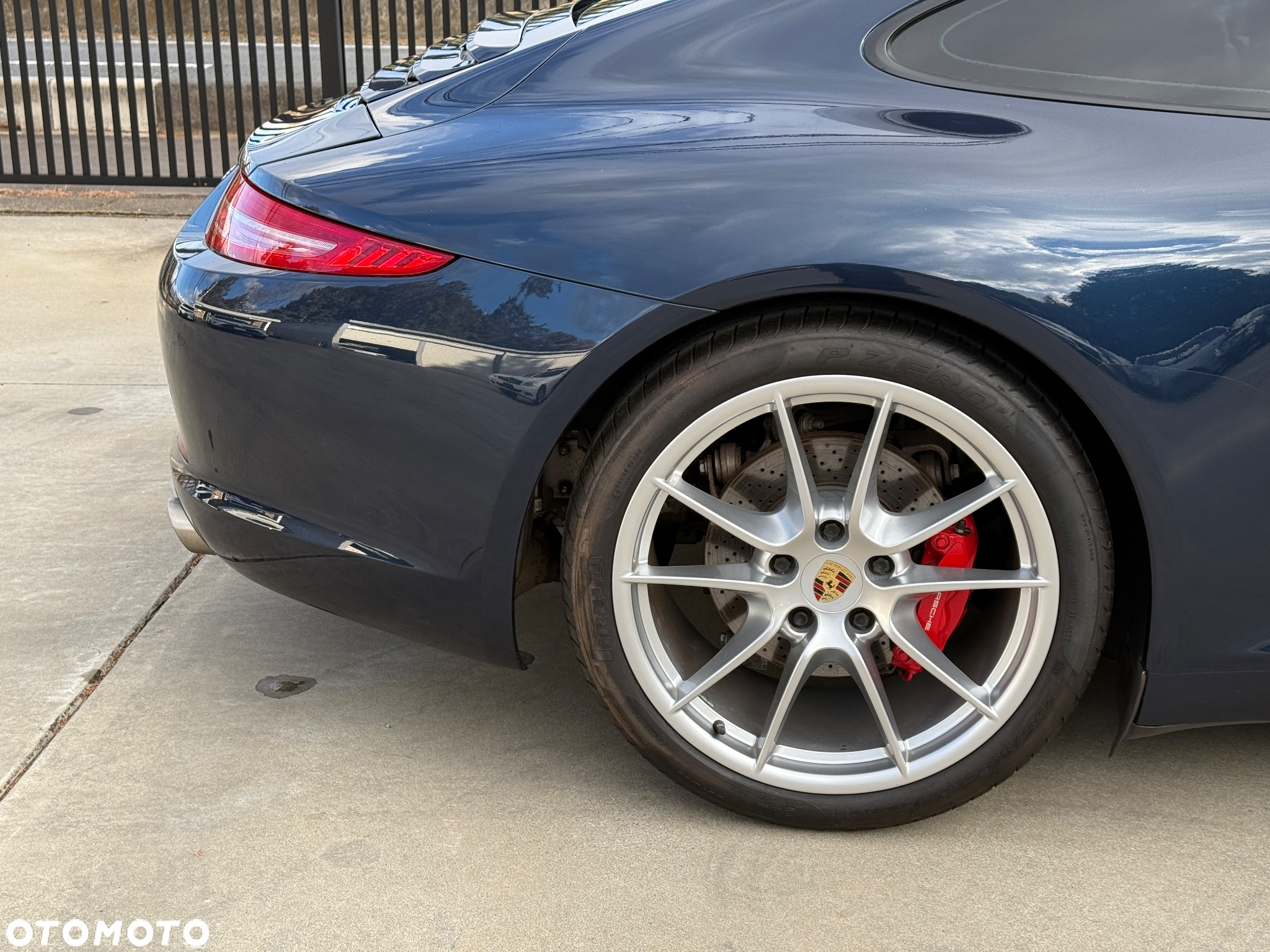 Porsche 911 Carrera S PDK - 28