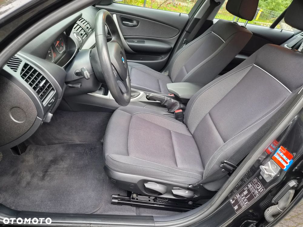 BMW Seria 1 - 10