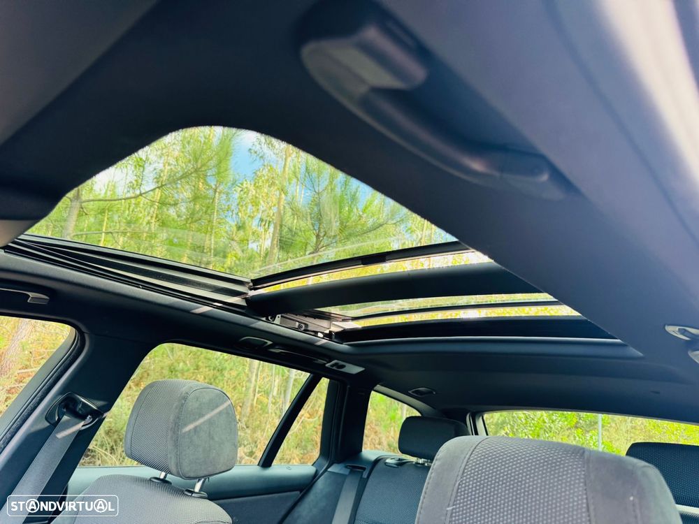 BMW 320 d Touring Pack M - 27