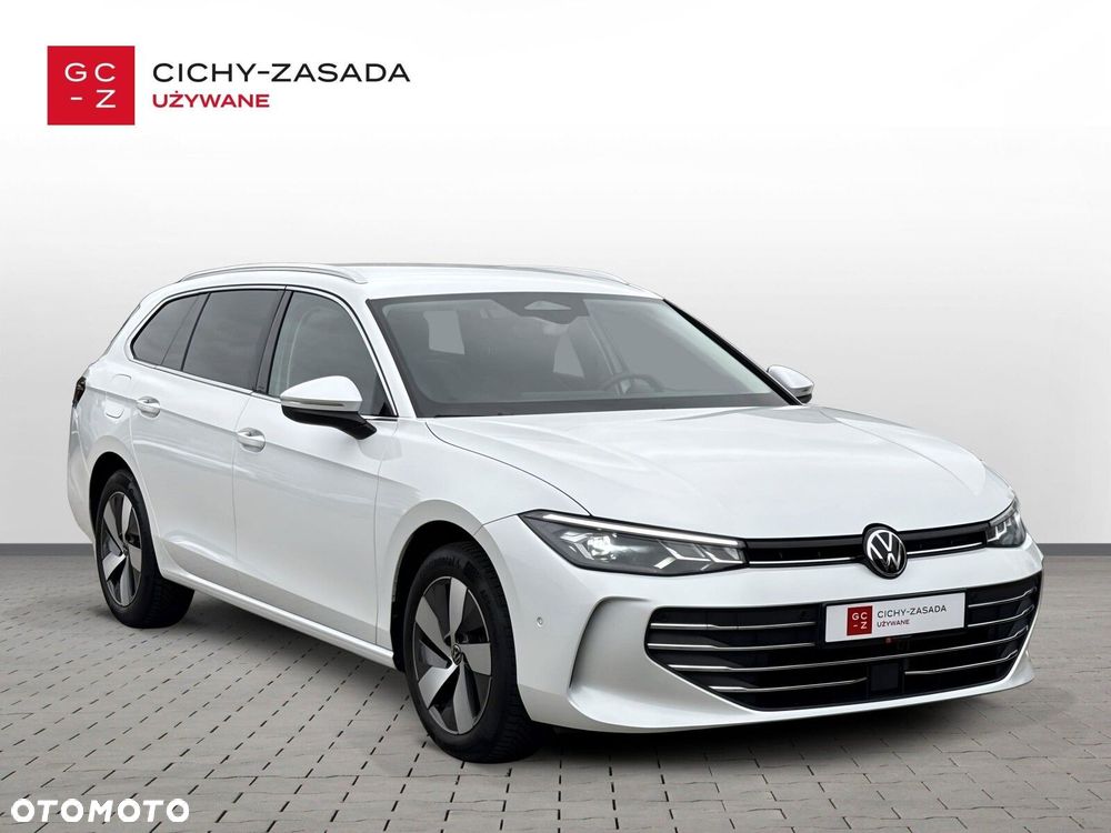 Volkswagen Passat Variant 1.5 TSI ACT mHEV Business Plus DSG - 8