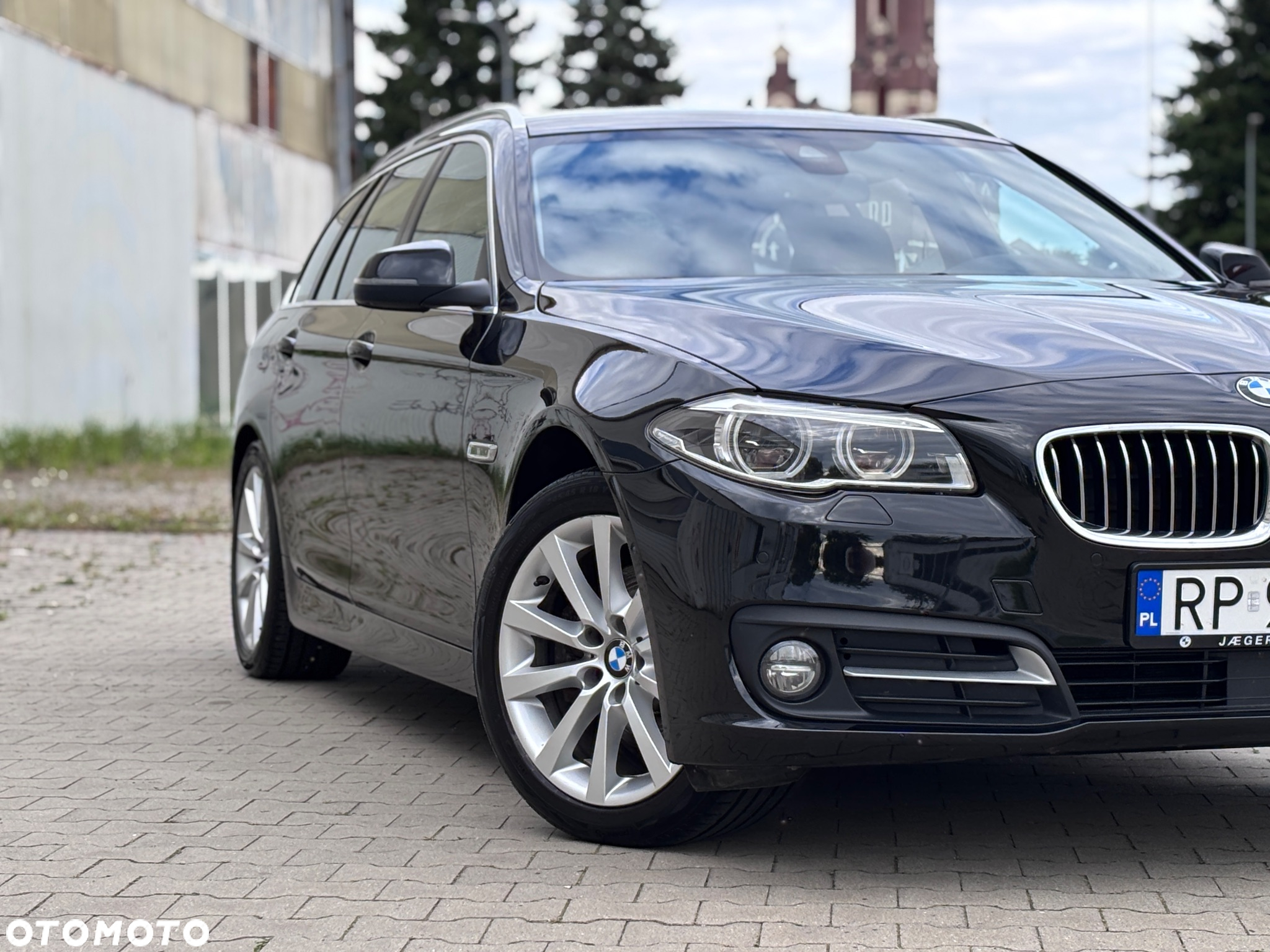 BMW Seria 5 520d xDrive - 3