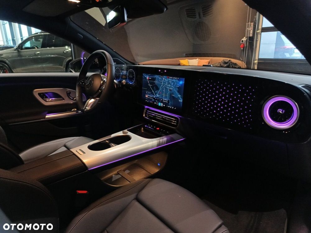 Mercedes-Benz CLA - 21