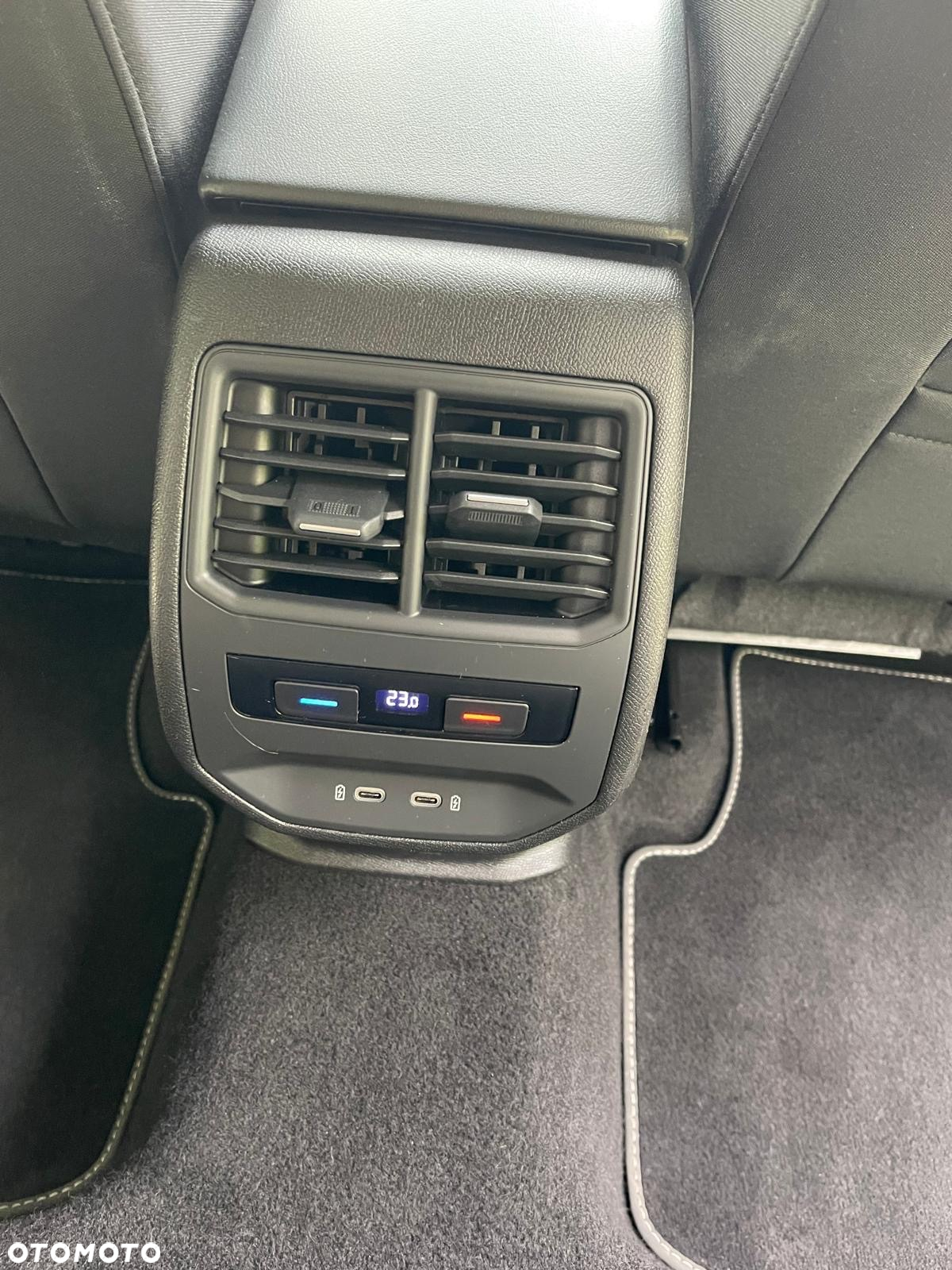 Seat Leon 2.0 TDI DPF Ecomotive DSG Style - 13