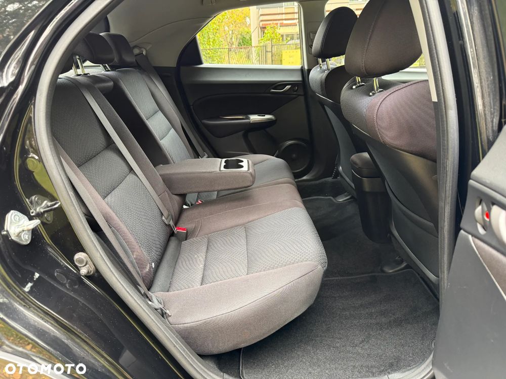 Honda Civic 1.4 i-VTEC Sport - 25