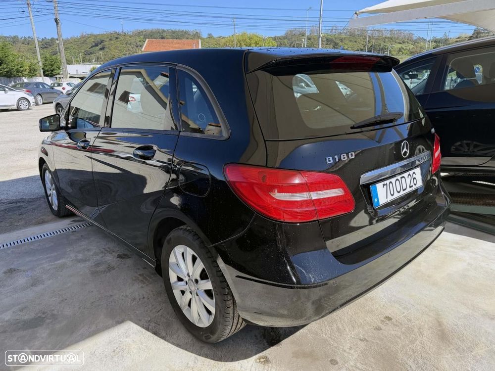 Mercedes-Benz B 180 d Style - 6