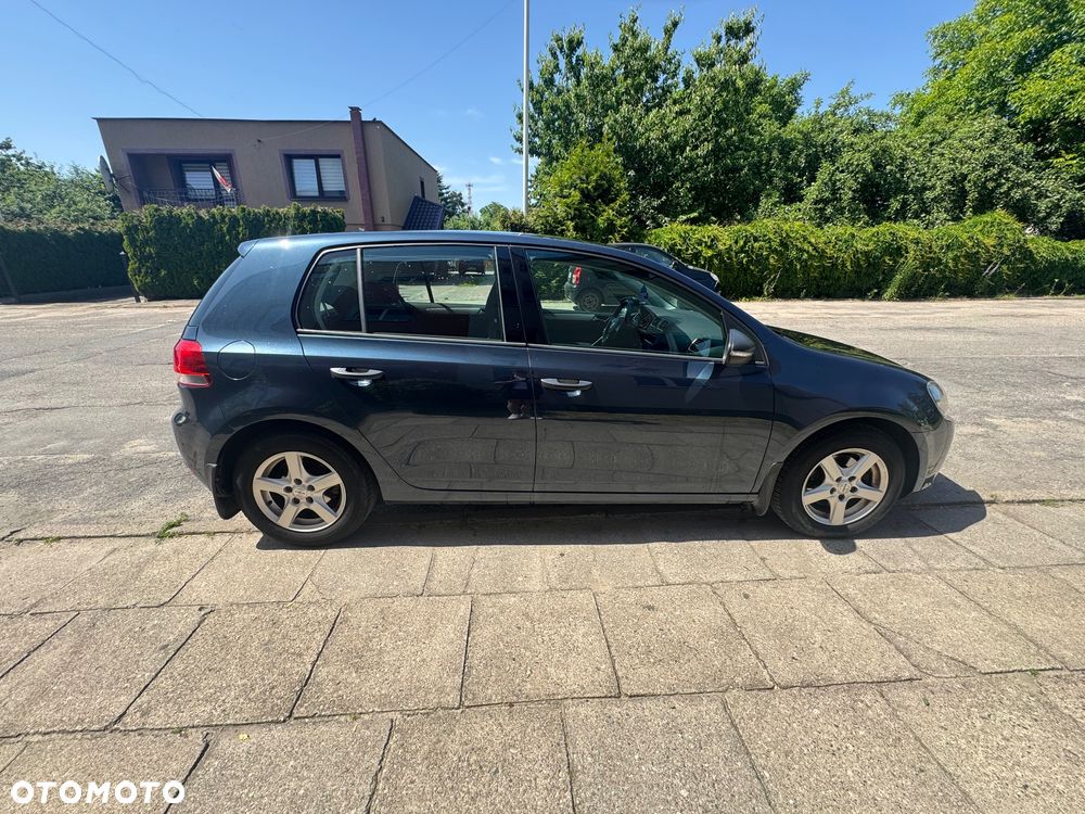 Volkswagen Golf - 5