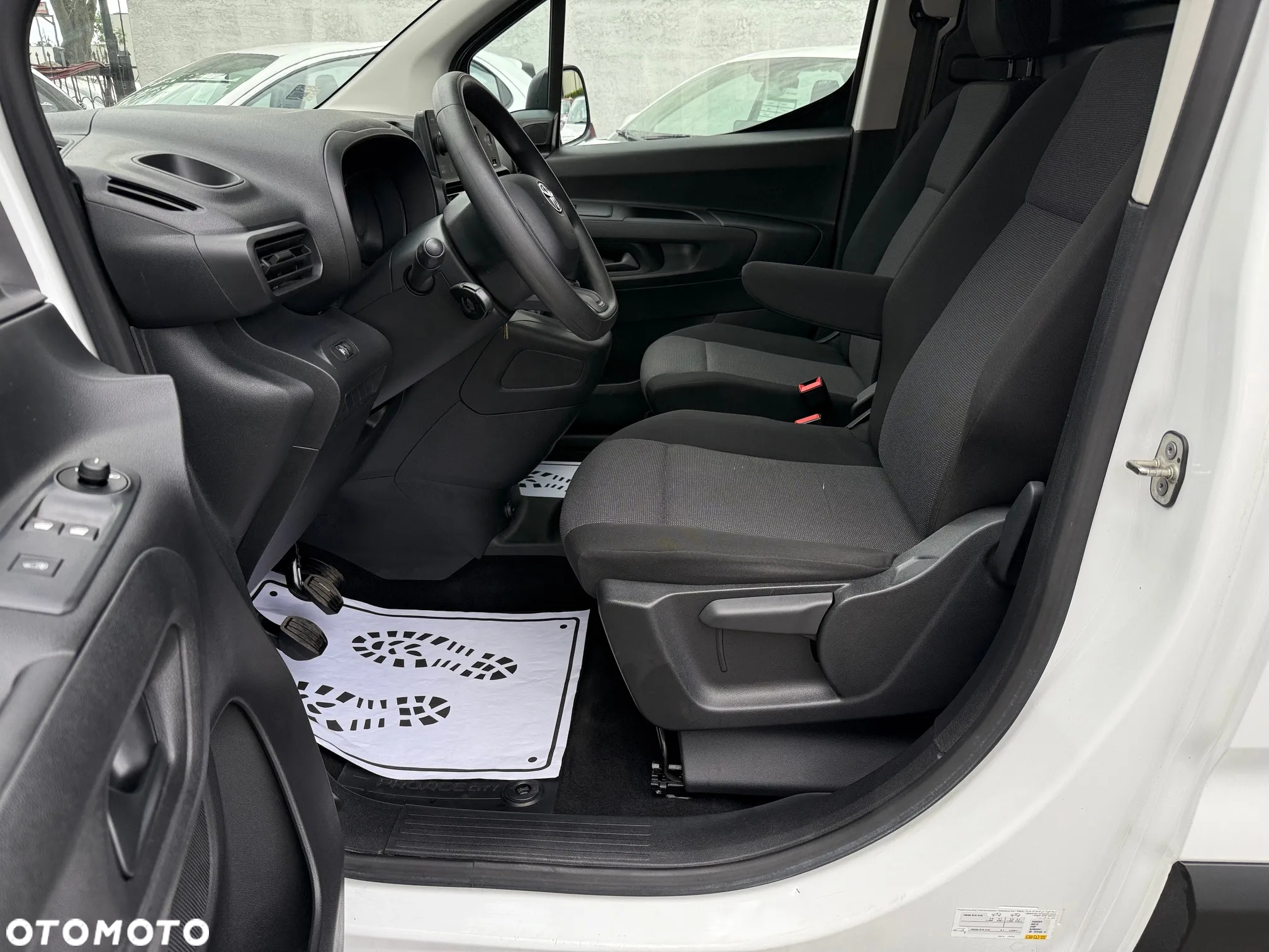 Toyota PROACE CITY - 10