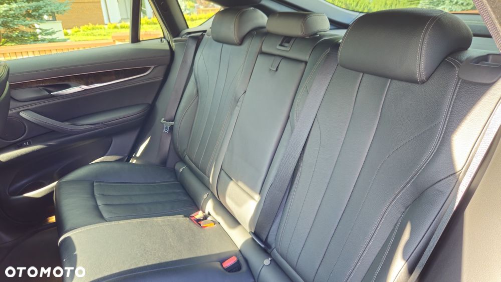 BMW X6 35i xDrive - 17