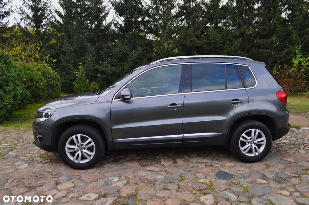 Volkswagen Tiguan 2.0 TDI DPF 4Motion BlueMotion Technology DSG Exclusive - 5