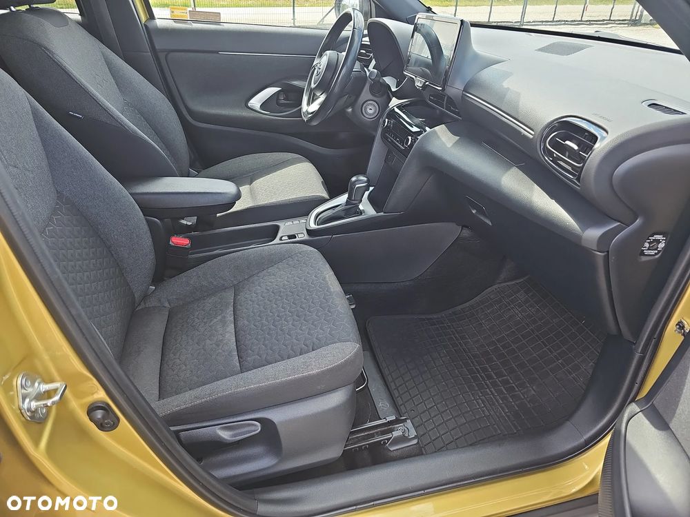 Toyota Yaris Cross - 20