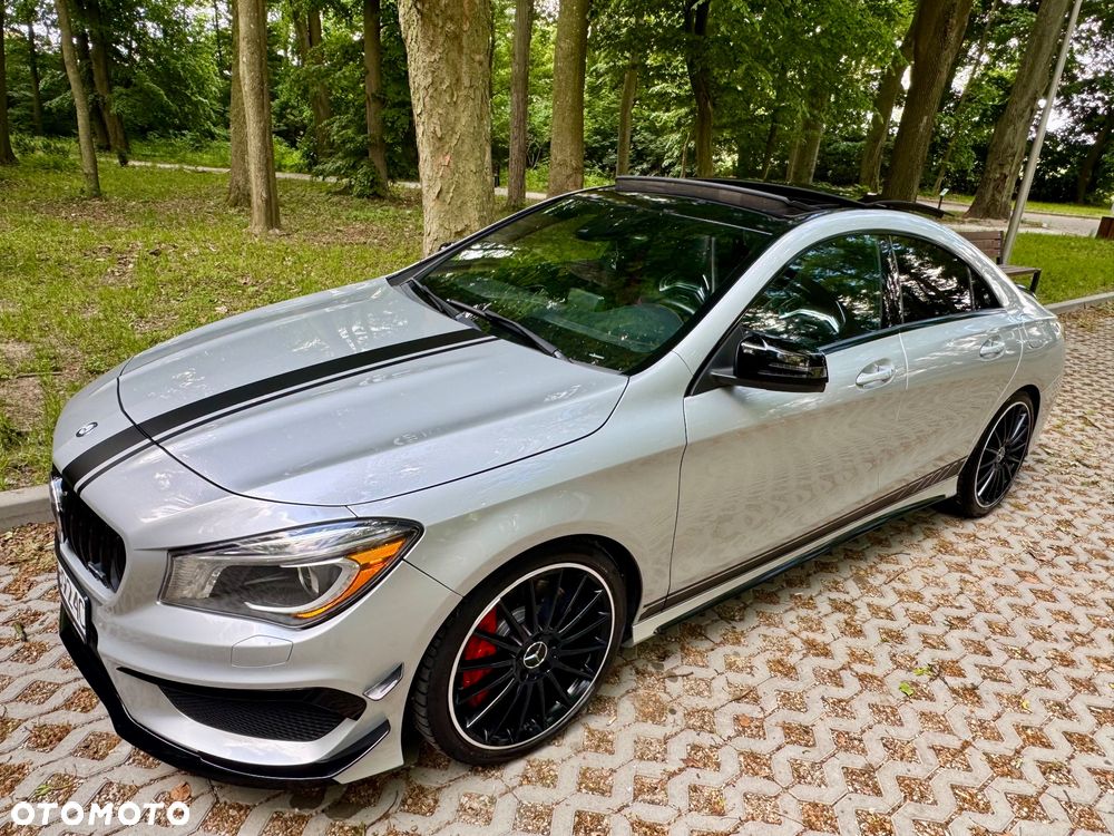 Mercedes-Benz CLA 45 AMG 4Matic 7G-DCT - 36