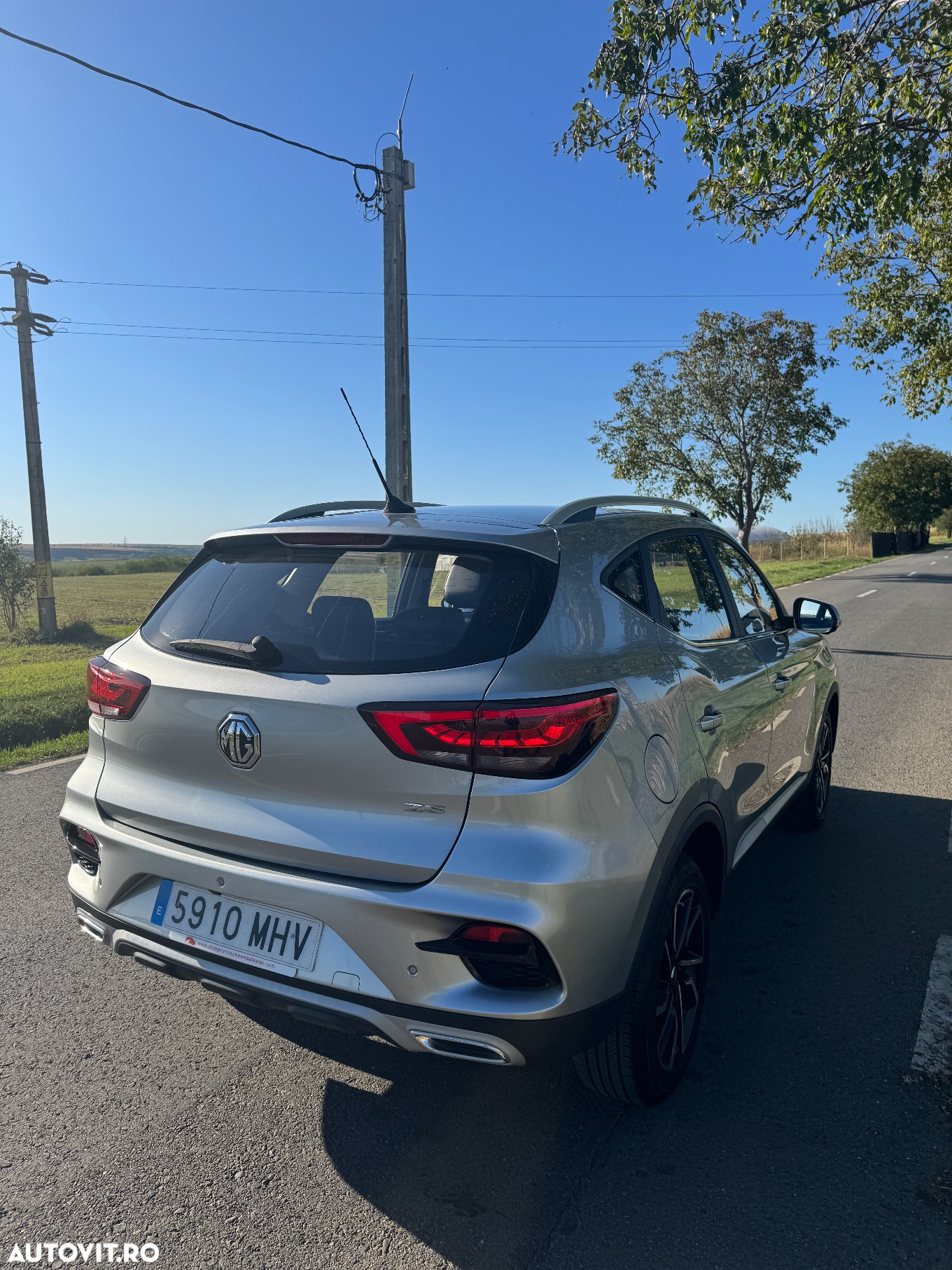 MG ZS - 4