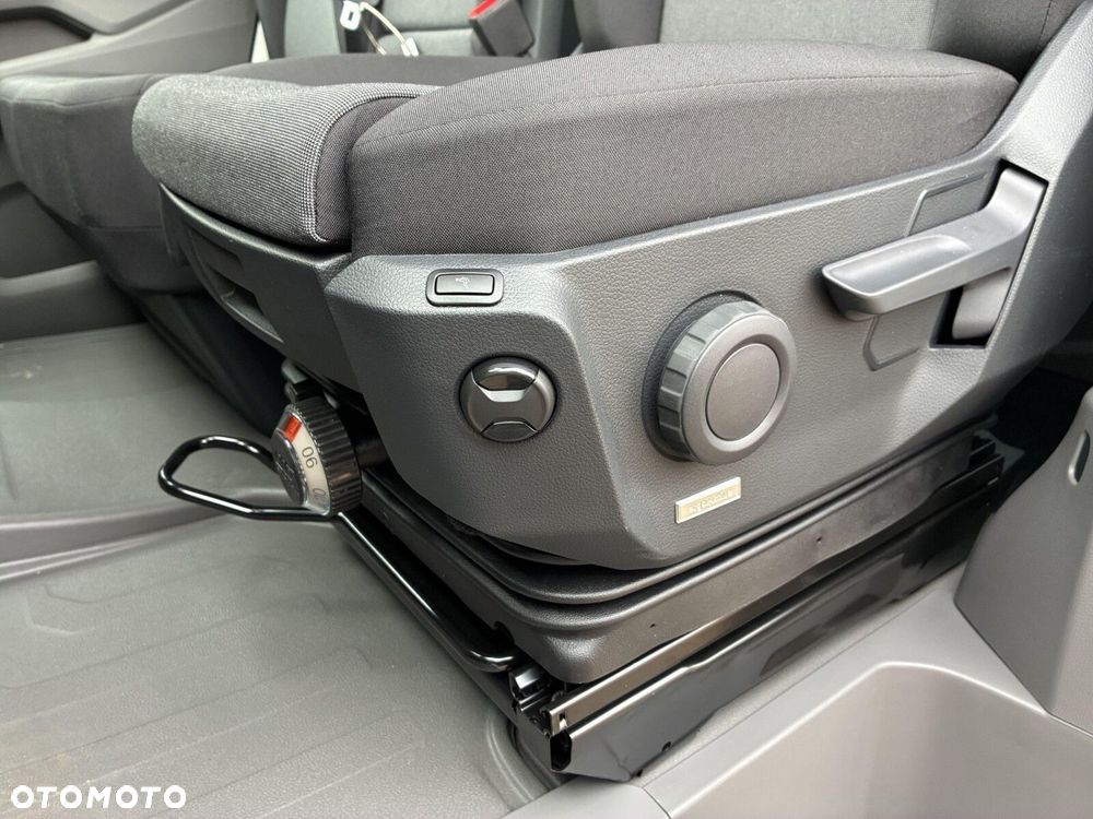 Volkswagen Crafter 35 Brygadówka/L4H3, 2.0 BiTDI 163KM, 4490mm, Wysoki dach, r.o. 4490 mm, manualna 6-biegowa - 31