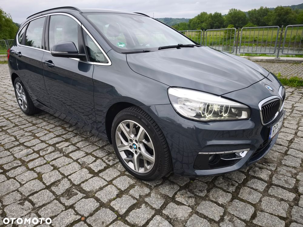 BMW Seria 2 218d xDrive - 11