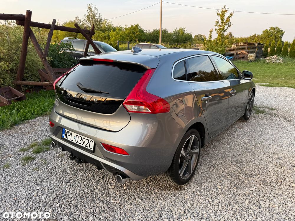Volvo V40 D2 RDesign - 13