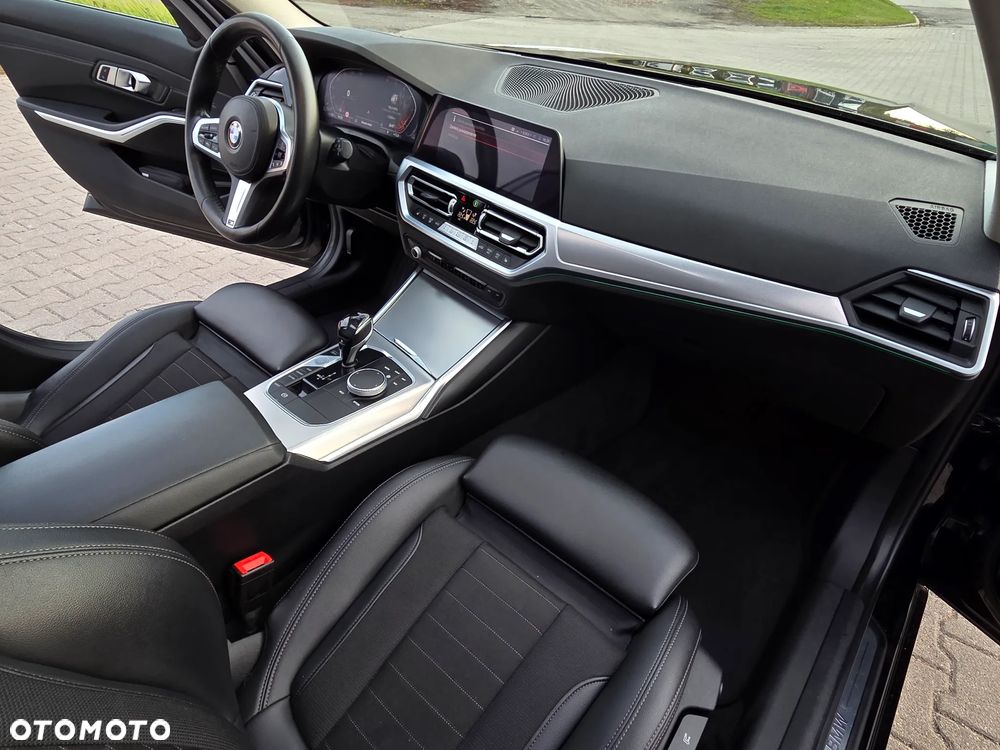 BMW Seria 3 320d Luxury Line sport - 20