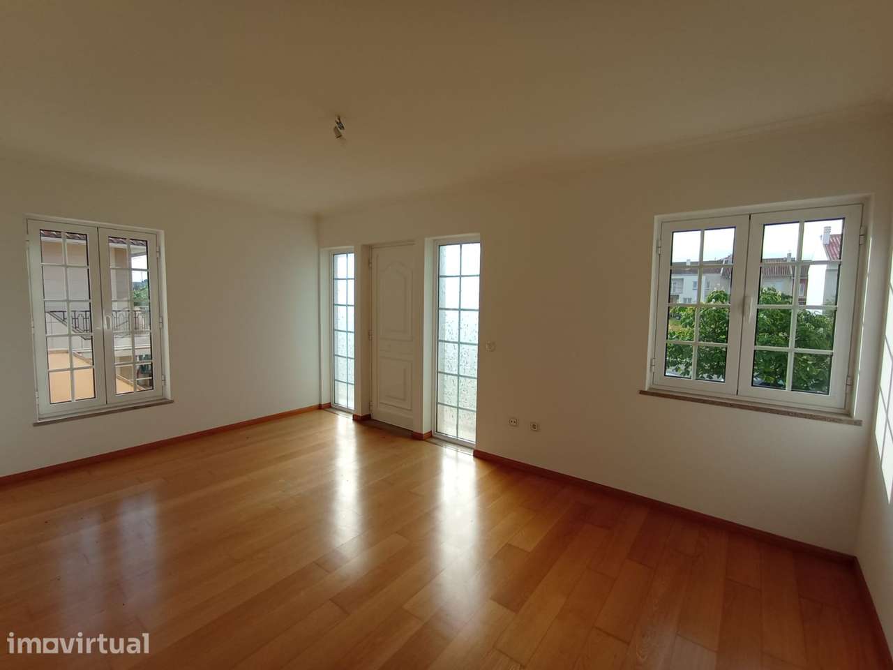 Moradia T4+1 em pleno centro da cidade de Aveiro! - Grande imagem: 3/45