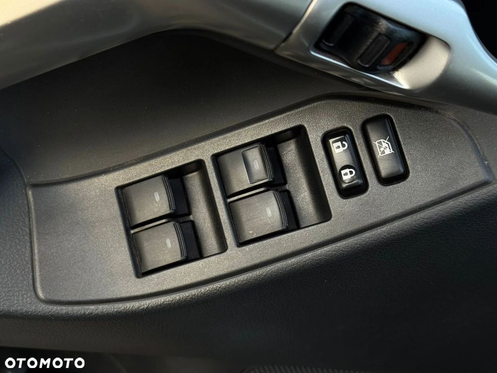 Toyota Verso 2.0 D-4D Premium - 27