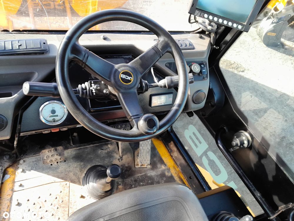 JCB 9 TON - 16