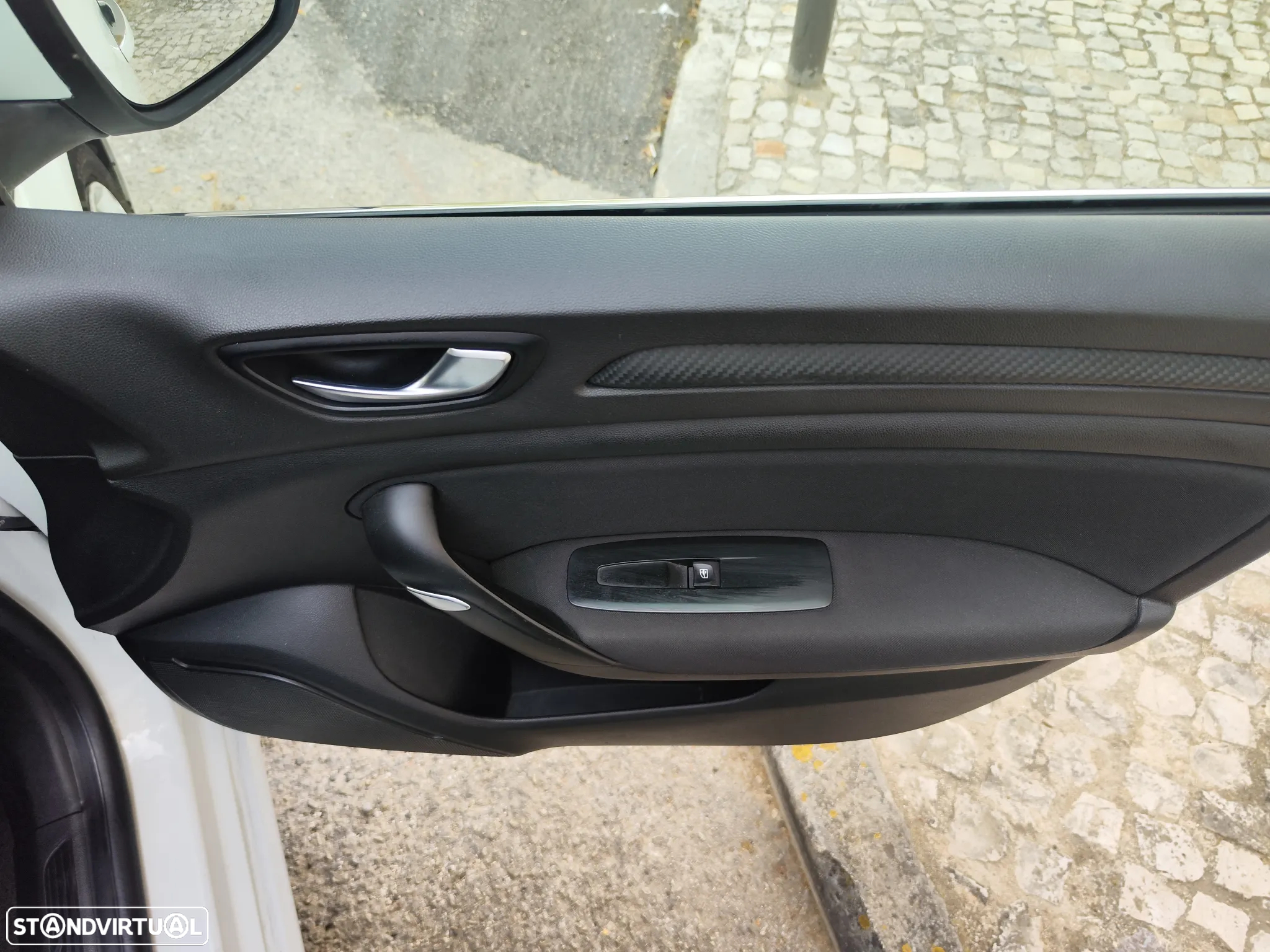 Renault Mégane ENERGY dCi 110 EDC INTENS - 14