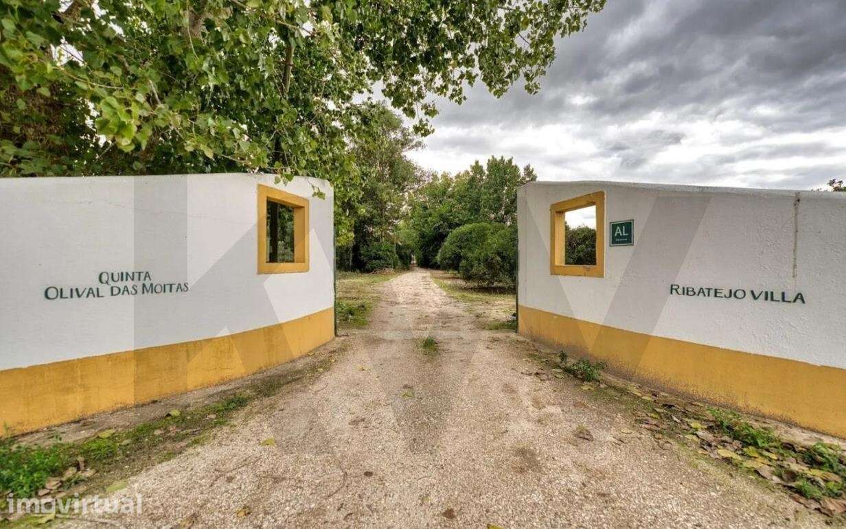 Quinta de 25 ha, moradia T5, piscina, investimento potencial turístico - Grande imagem: 2/40