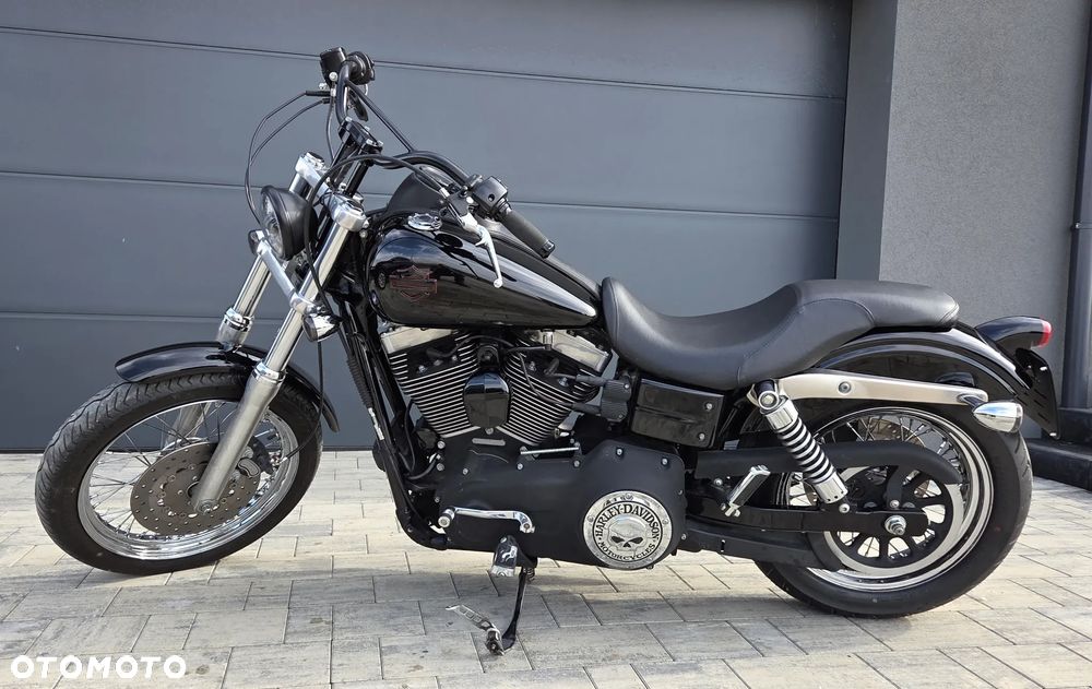 Harley-Davidson Dyna Street Bob - 1