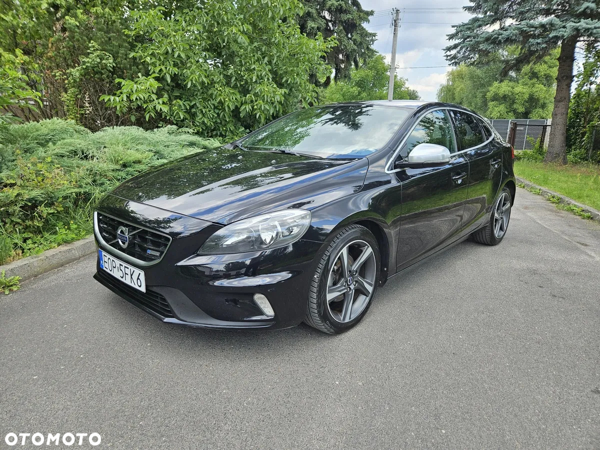 Volvo V40 D2 R-Design - 6