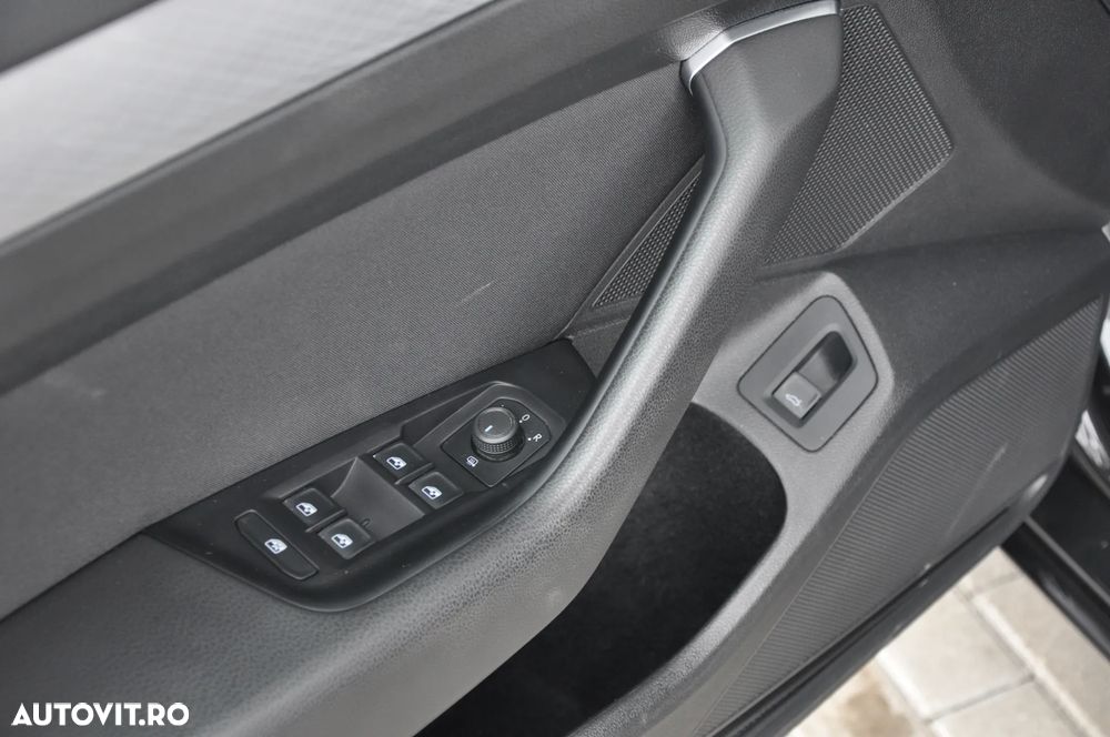 Volkswagen Passat 2.0 TDI DSG Comfortline - 10