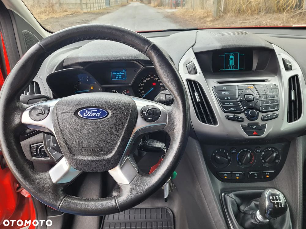 Ford Transit Connect - 18