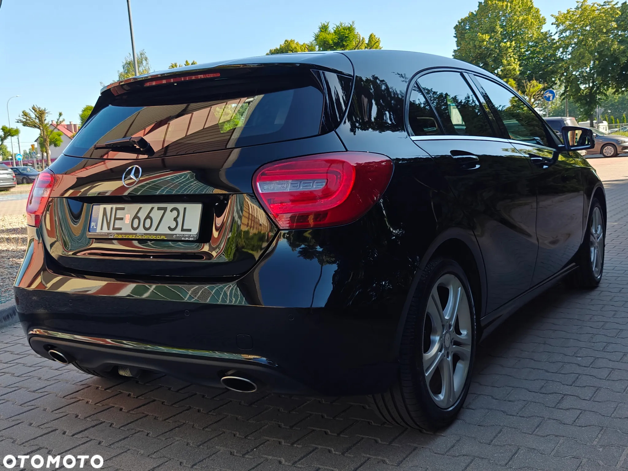 Mercedes-Benz Klasa A 180 (BlueEFFICIENCY) 7G-DCT Urban - 4