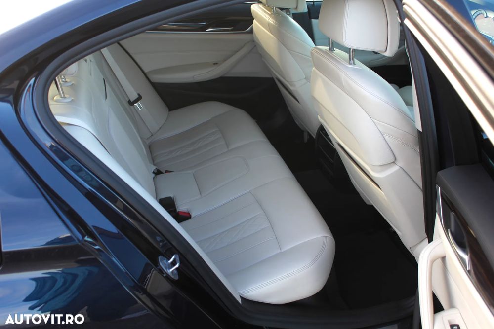 BMW Seria 5 525d AT - 14